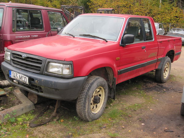 Mazda b2500.jpg