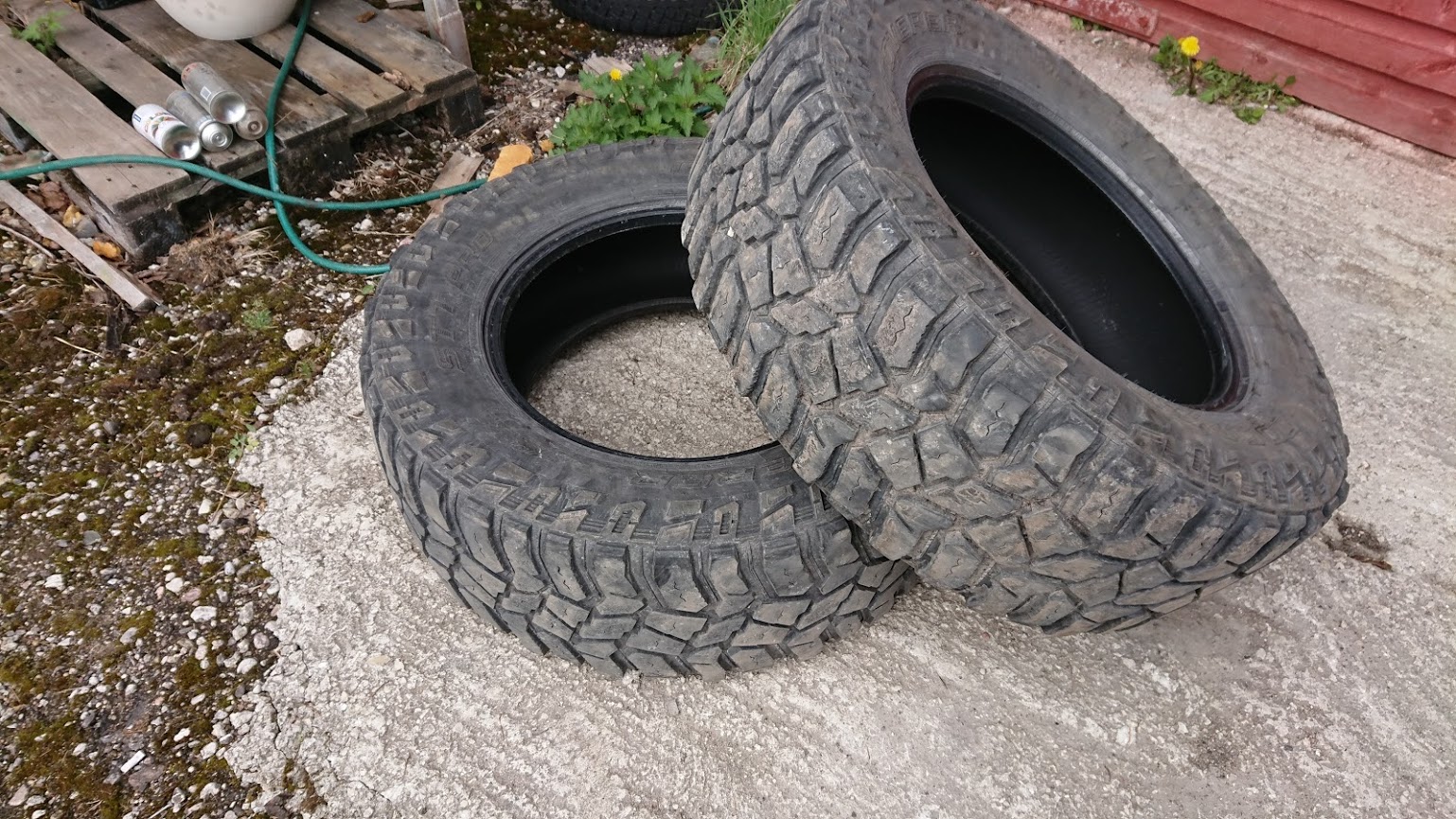 Cooper Discoverer STT PRO LT 295/65R20