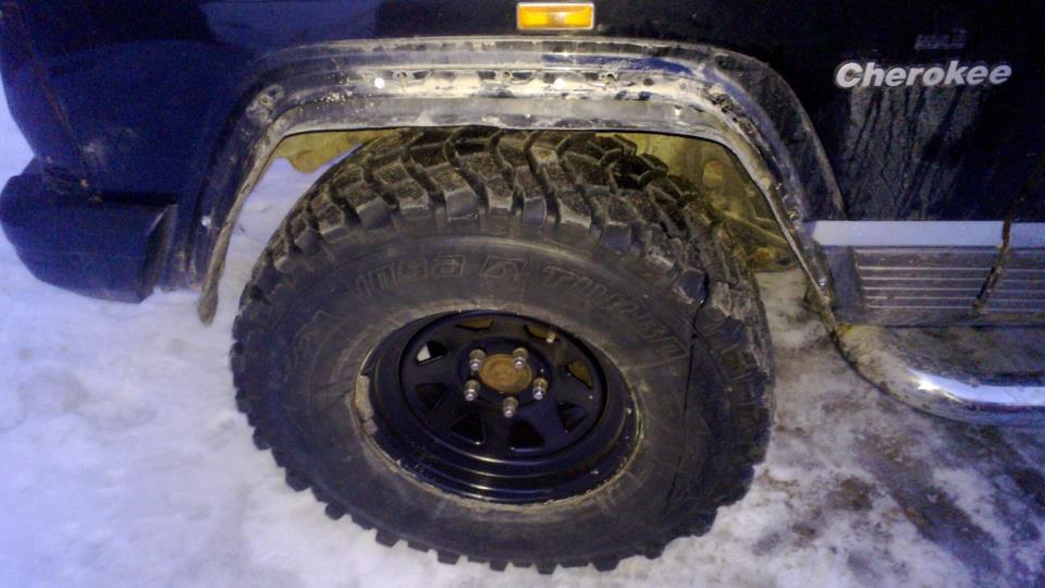 Nakitsetud äär.jpg