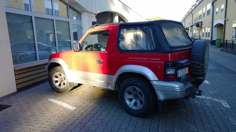 Taastamisele-minev-Pajero.jpg