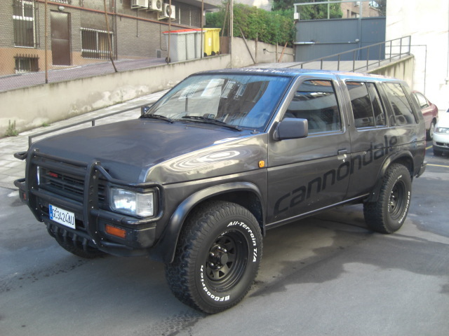 nissan-terrano-27-td-85cv_g01.jpg